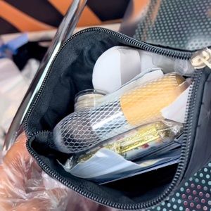 Makeup touch up kit✨